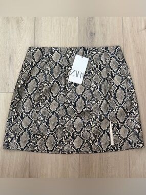 ZARA Black and Beige Snake-Print Mini Skirt